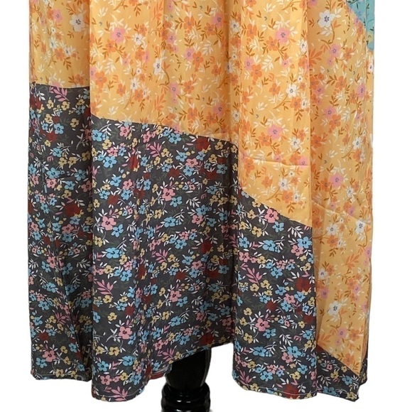 Made With Love Floral Pleated Flowy Midi Dress with Pockets Women's Small NEW - Picture 5 of 10